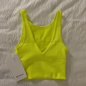 BNWT Lululemon pawer pivot tank size 2 perfect condition highlight yellow